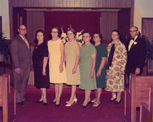 copymamaandhersibsin1967.jpg