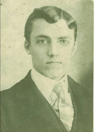 papajamesjacobhinelyonweddingday.jpg